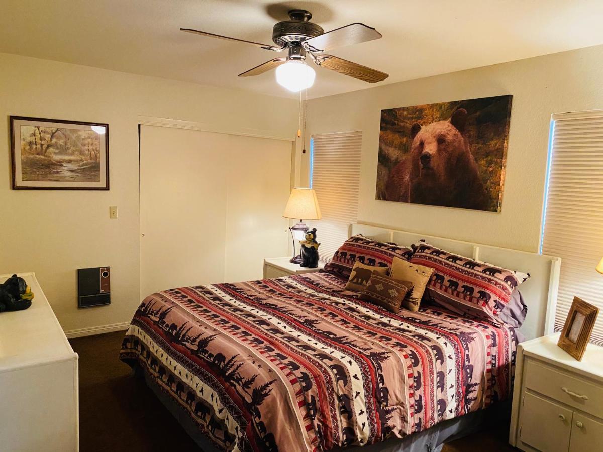 Your Home Away From Home! 派托普湖畔 外观 照片